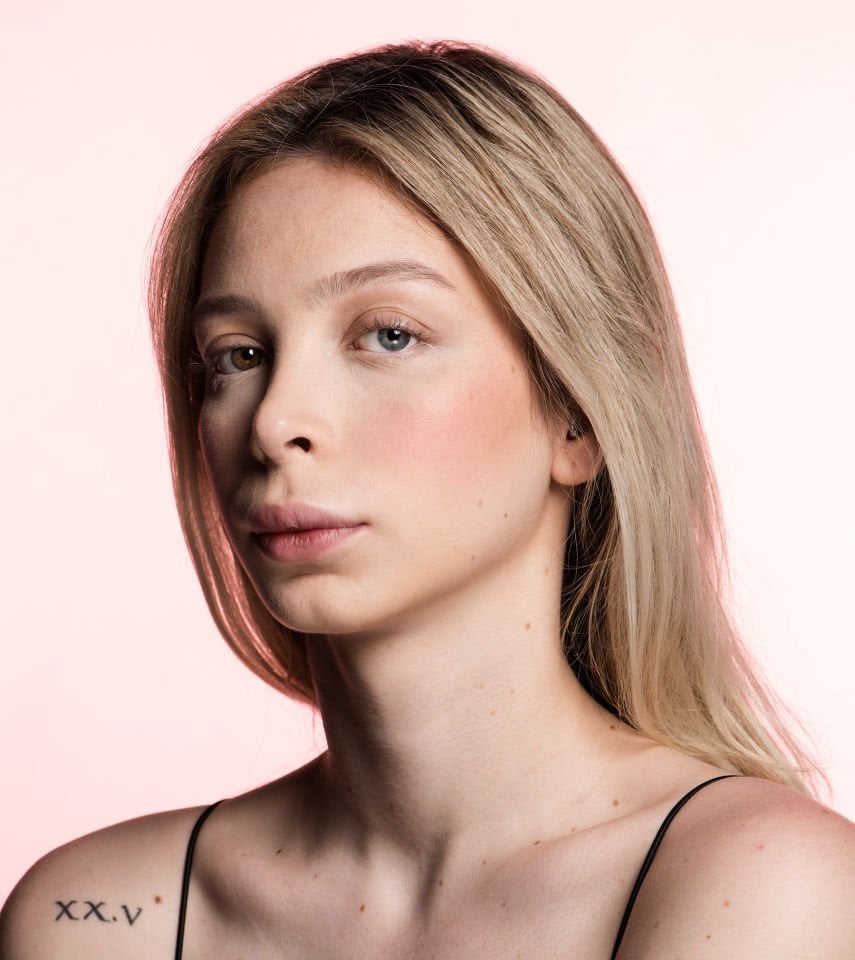 Işıltılı Toz Allık 03 Shine Kissed Powder Blush Vegan E Vitaminli